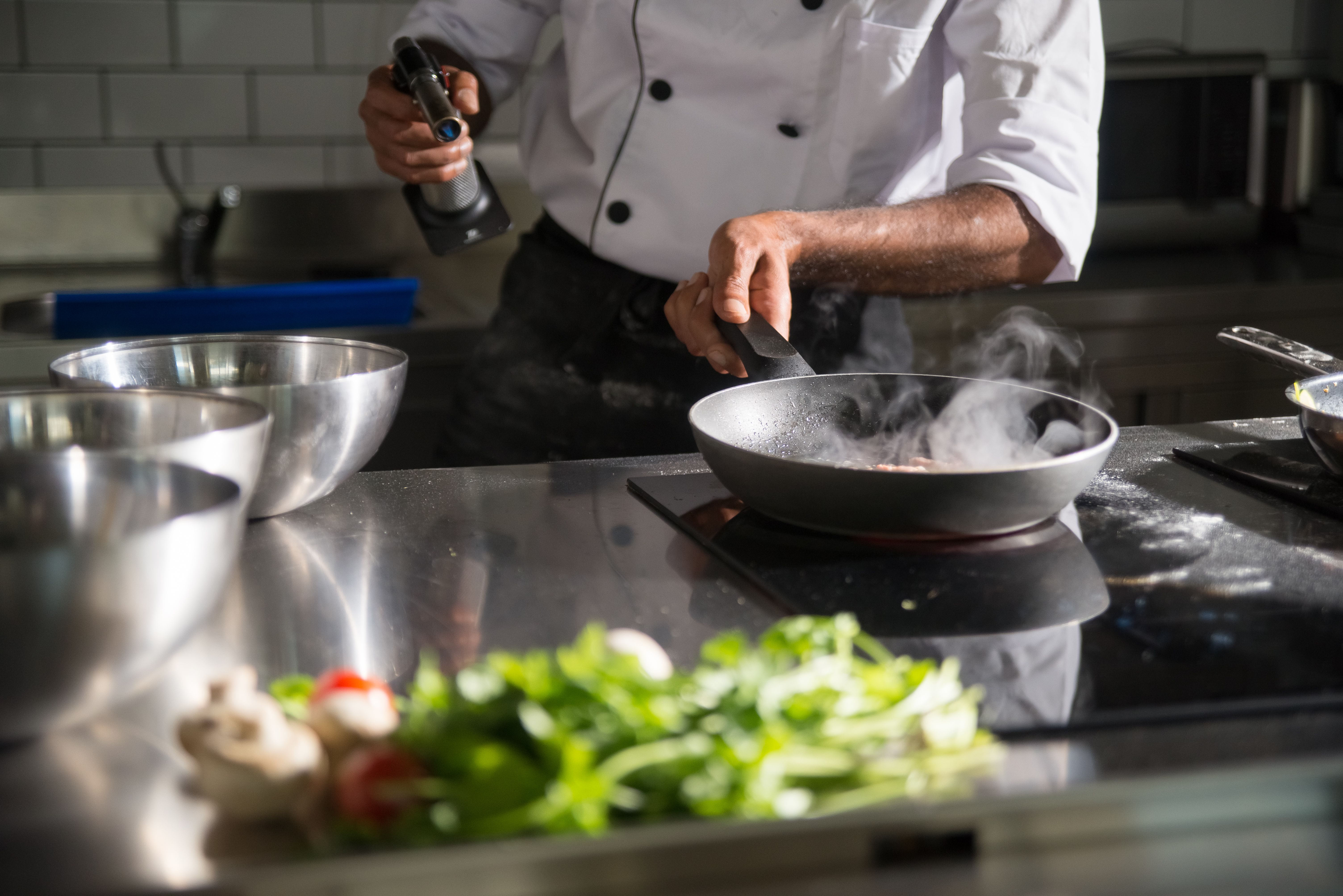 How to Start a Personal Chef Business That Pays