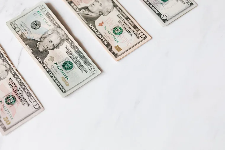 The 70-20-10 Budget Rule Explained With Examples