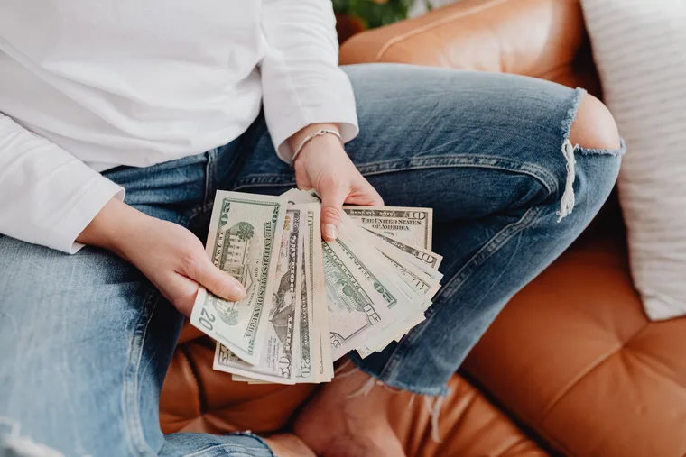 The 80/20 Budget Rule Explained: Save First, Spend Rest