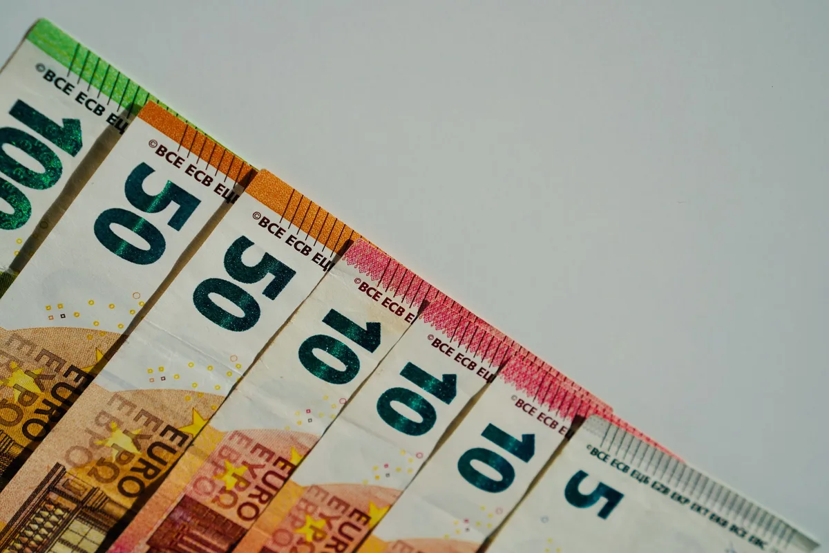 Bank Account Beneficiaries: How POD Accounts Work