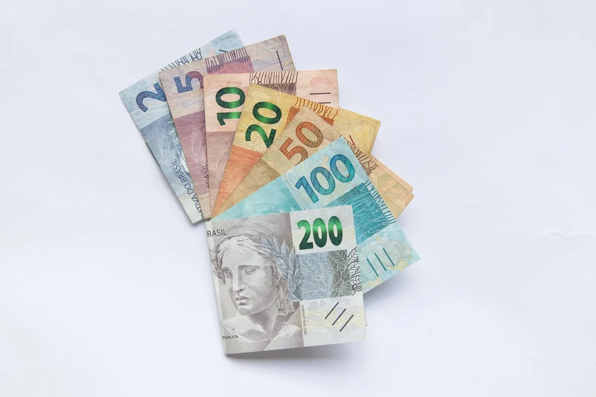 How to Budget on a Low Income (Real Numbers)
