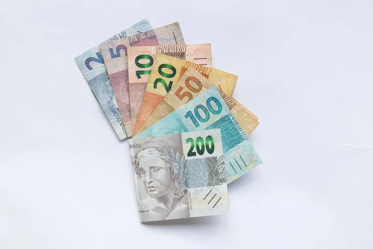 How to Budget on a Low Income (Real Numbers)