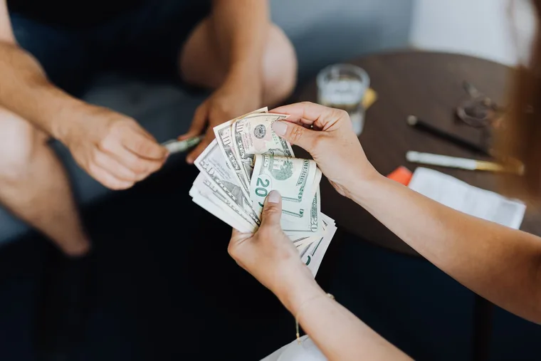 How to Budget and Split Bills With Roommates