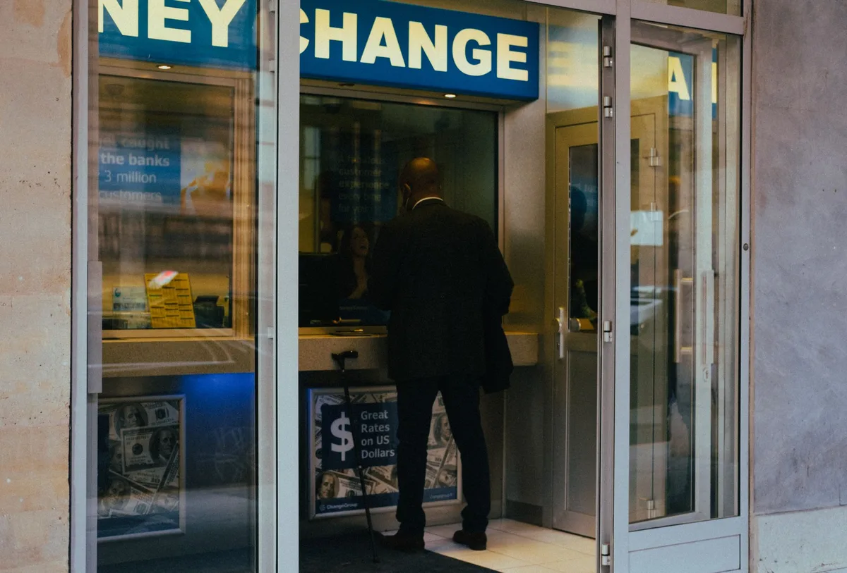 How to Avoid Foreign Transaction Fees on Your Cards