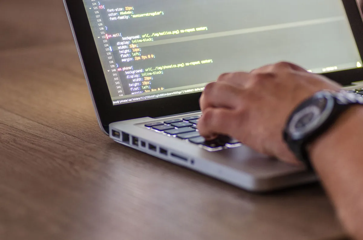 How to Become a Freelance DevOps Engineer in 2026