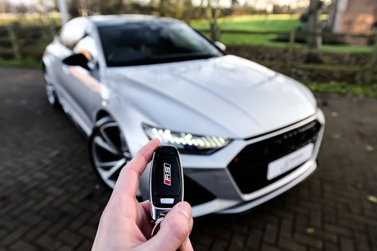 How to Budget for a Car Without Wrecking Your Money