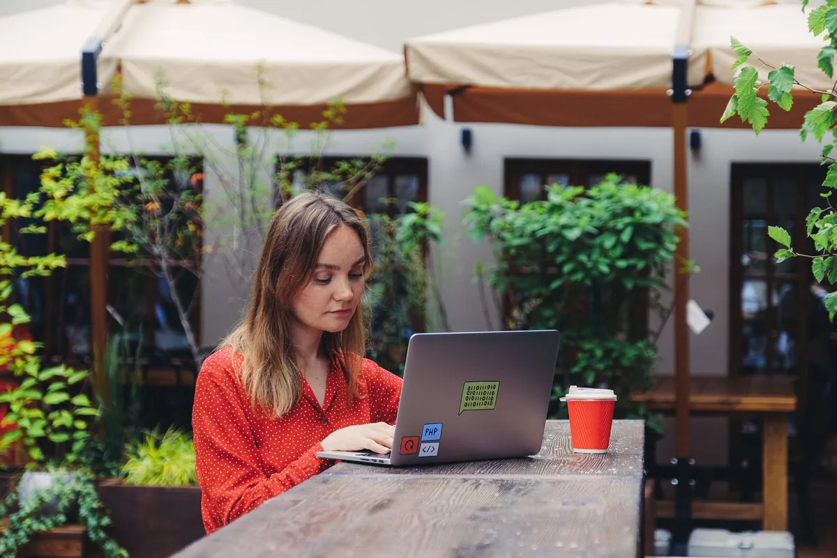 How to Budget for Seasonal and Gig Income Swings