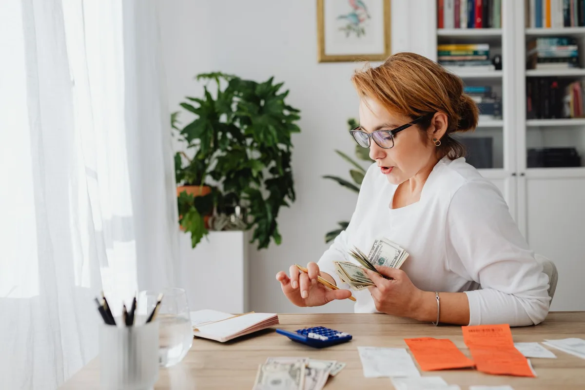 How to Budget on Workers Compensation Benefits