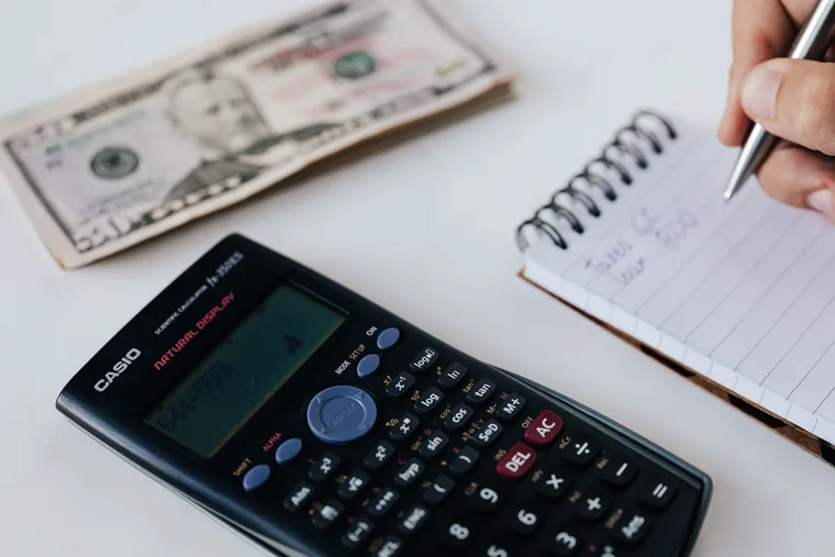 How to Budget When You Work on Commission Income