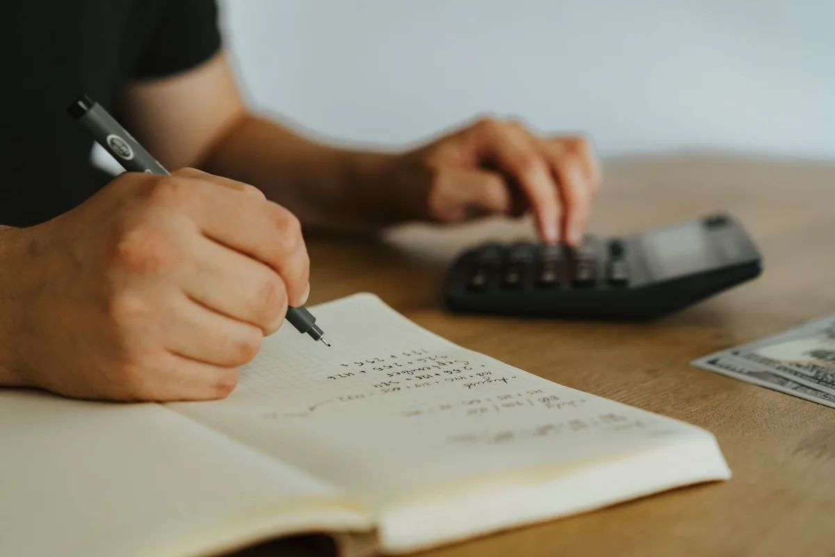How to Budget With a Partner Who Spends Differently