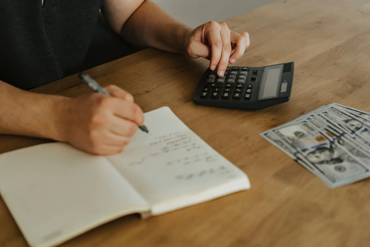How to Make a Weekly Budget That Actually Works