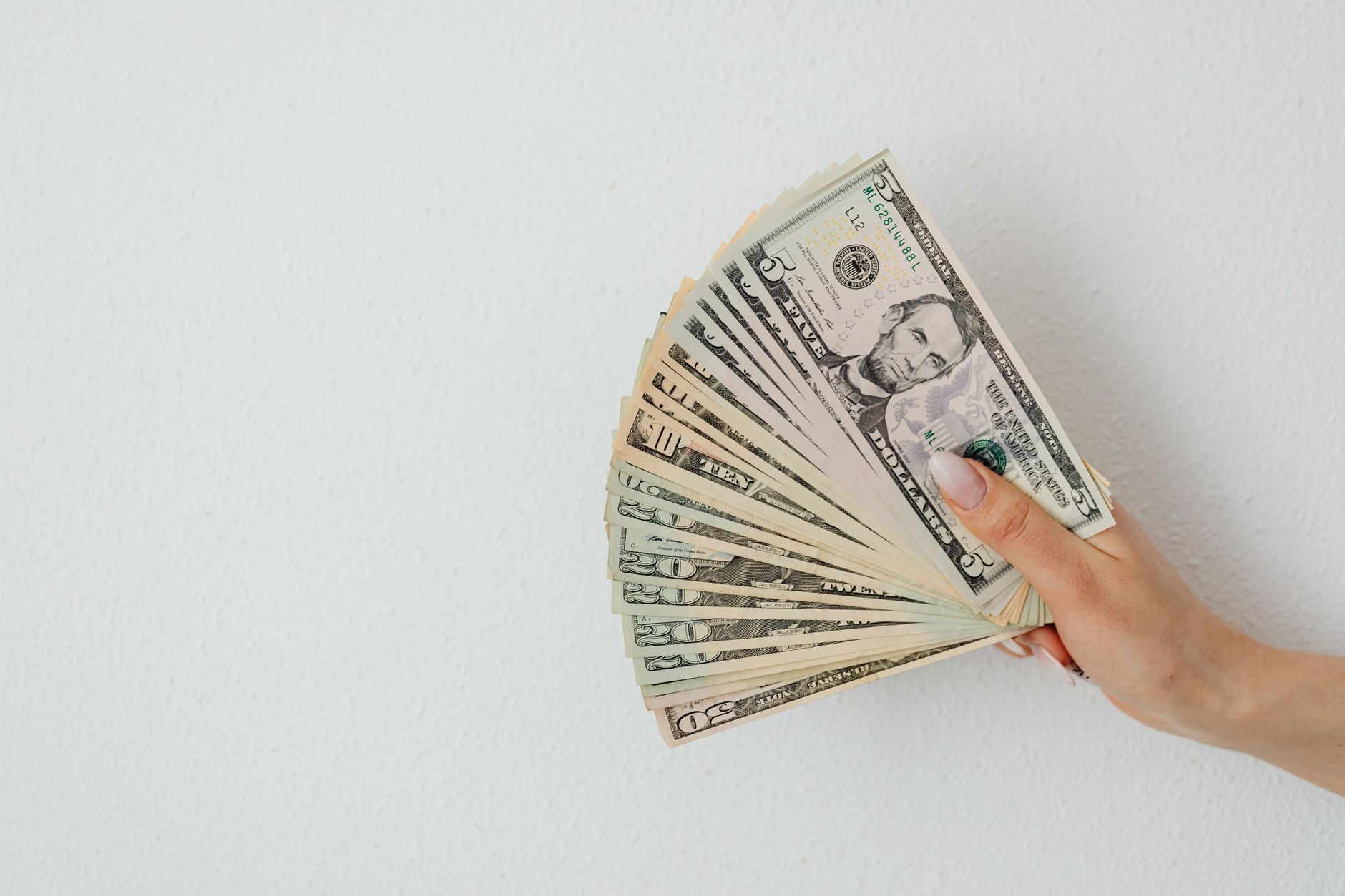 How to Make Money With Cash-Back Credit Cards