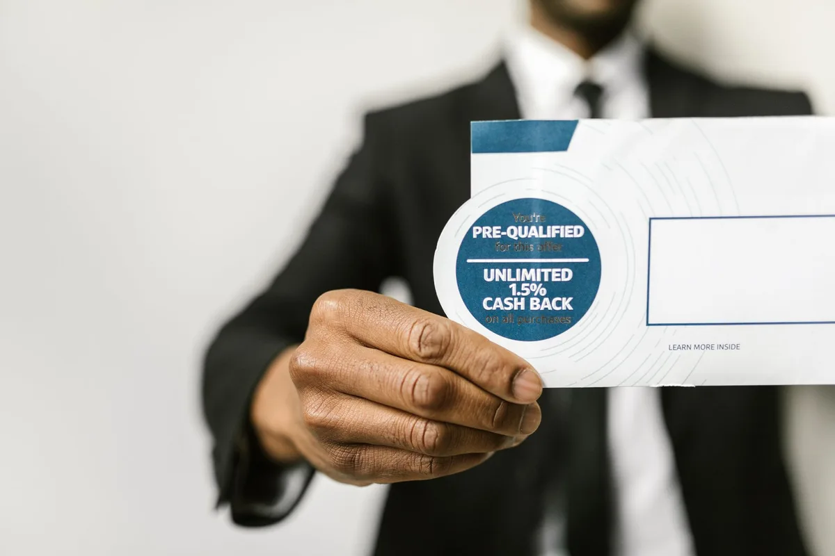 How to Negotiate a Retention Bonus Offer in 2026