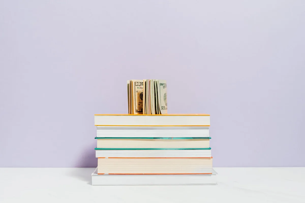 How to Save Money on College Textbooks