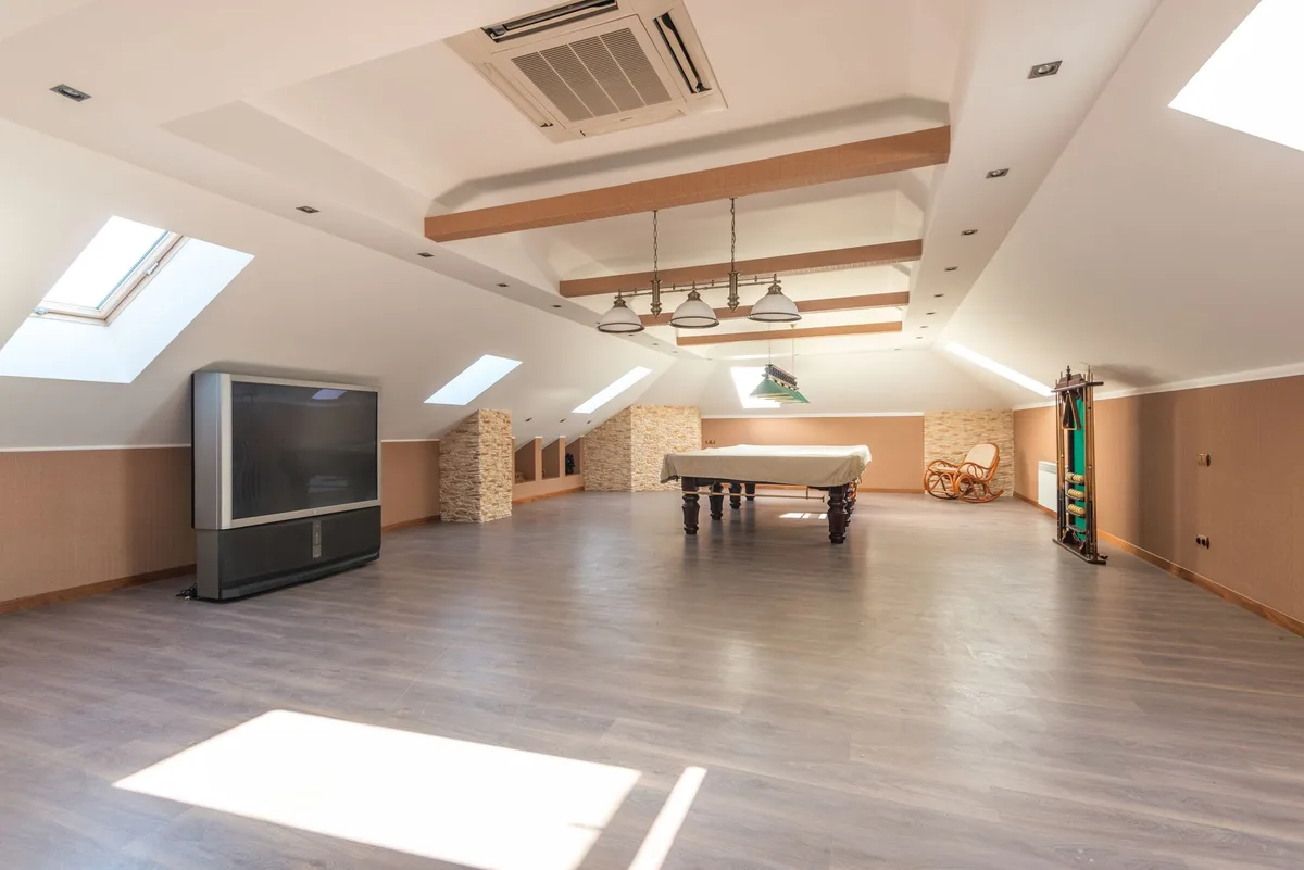 How to Save Money on Insulation and Weatherization