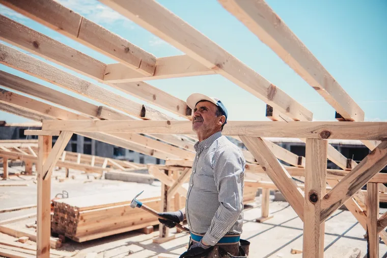 How to Save Money on Roof Repairs and Replacement