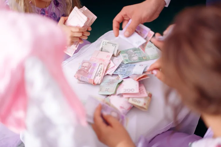 How to Teach Your Kids About Money and Budgeting