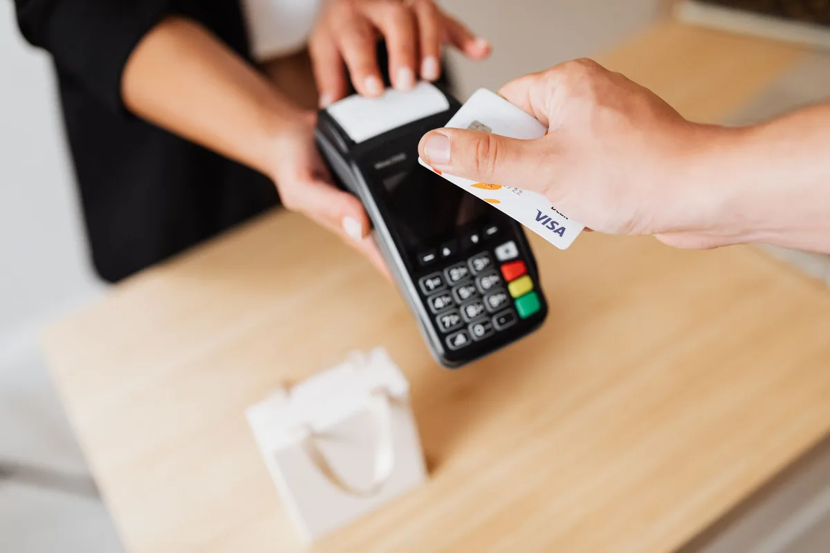 Credit Card Issuer vs Network Explained Clearly
