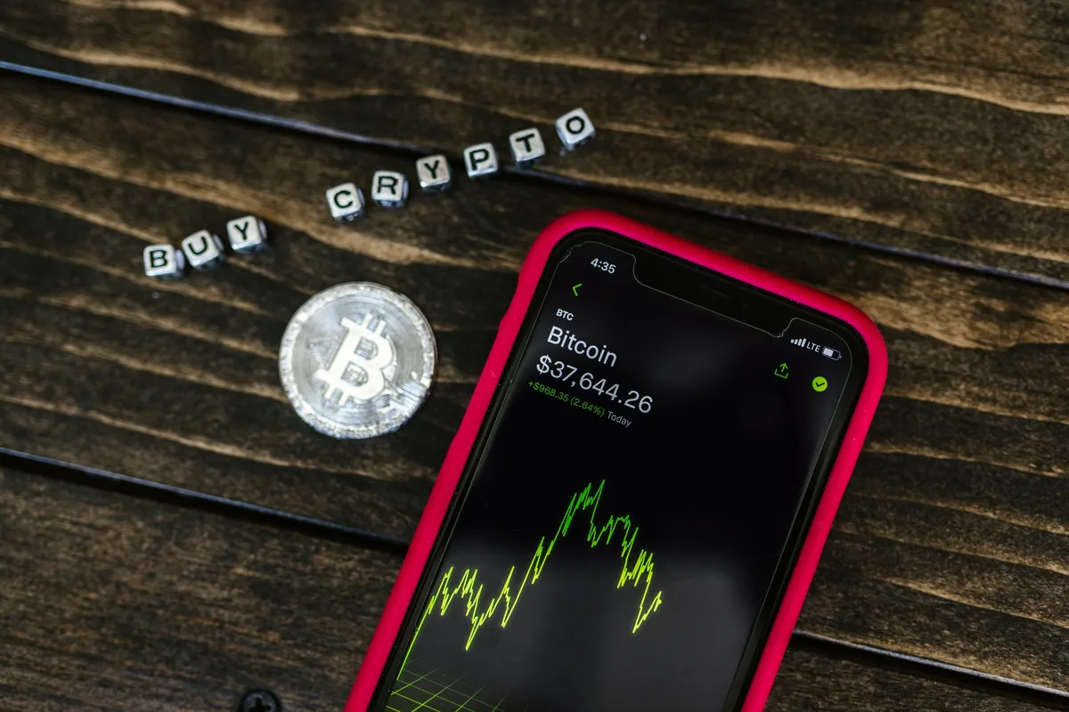 What Is a Crypto Oracle and Why It Matters