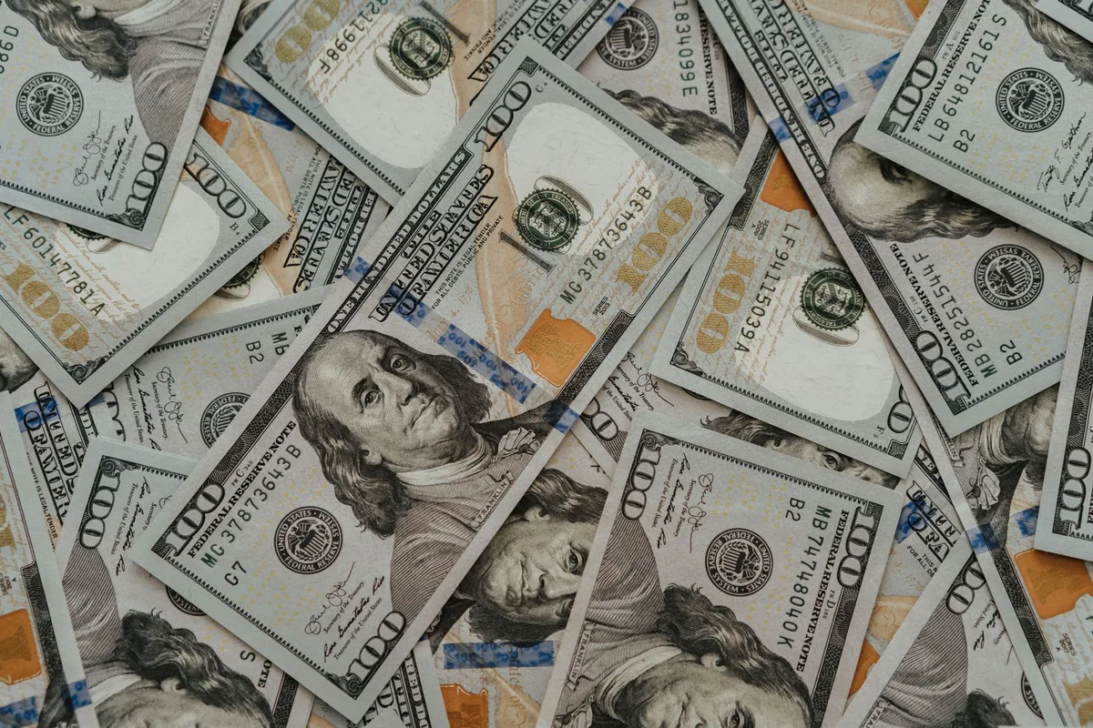What Is a Joint Bank Account? Ownership Rules Explained
