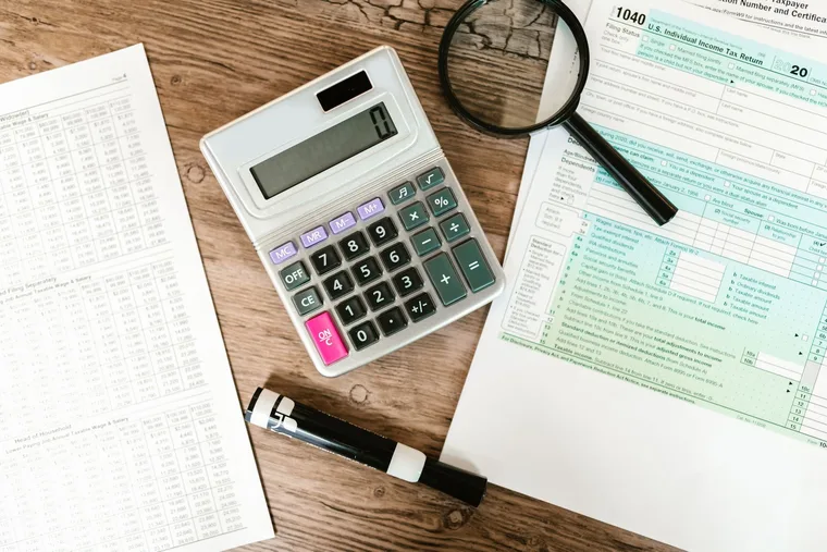 What Is a Monthly Maintenance Fee? Explained