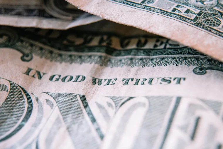 What Is a Payday Loan? Costs, Traps, and Alternatives