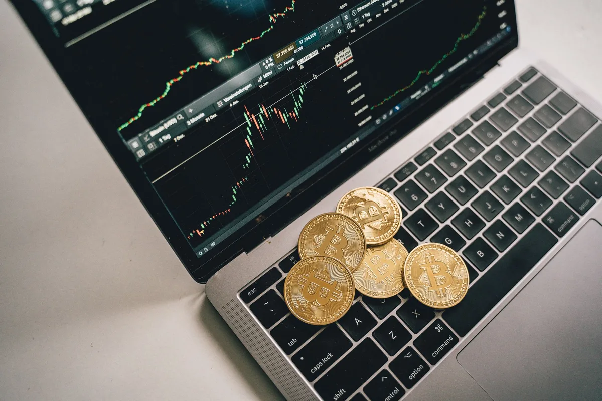 What Is Crypto Arbitrage? How It Works and the Real Risks